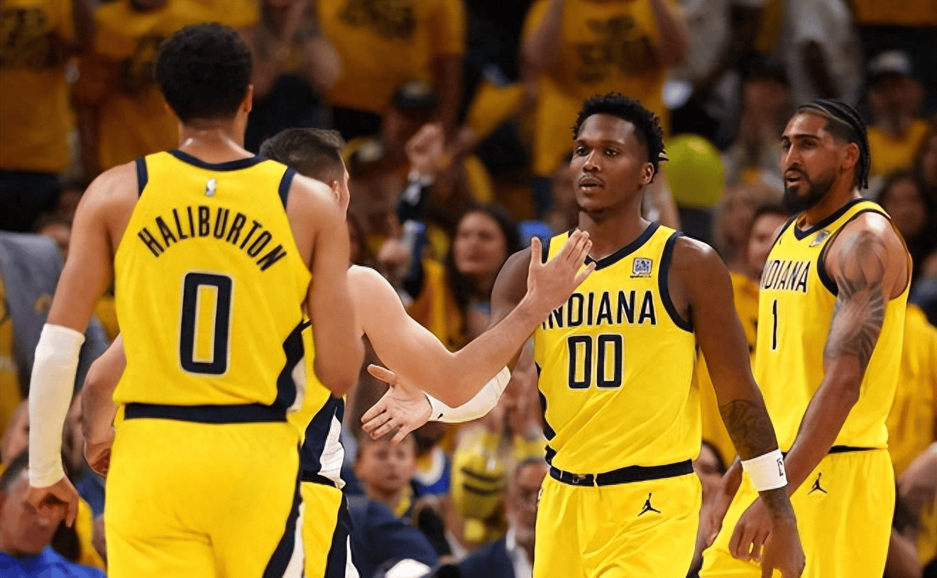 乐鱼app集结日体能课后，印第安纳步行者完成体检备战法甲，更衣室稳定，团队化学反应显著的简单介绍