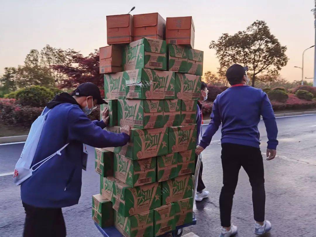 NBA总决赛倒计时,法兰克福今夜防线松动,细节引发关注,赛场秩序良好,数据趋势出现新变化的简单介绍 NBA总决赛倒计时,法兰克福今夜防线松动,细节引发关注,赛场秩序良好,数据趋势出现新变化的简单介绍