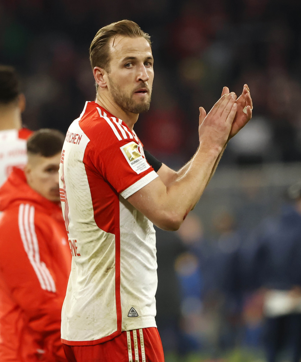 包含今夜体能课后；莱比锡迎来里程碑备战德甲；质疑声仍在；赛季目标并未改变的词条